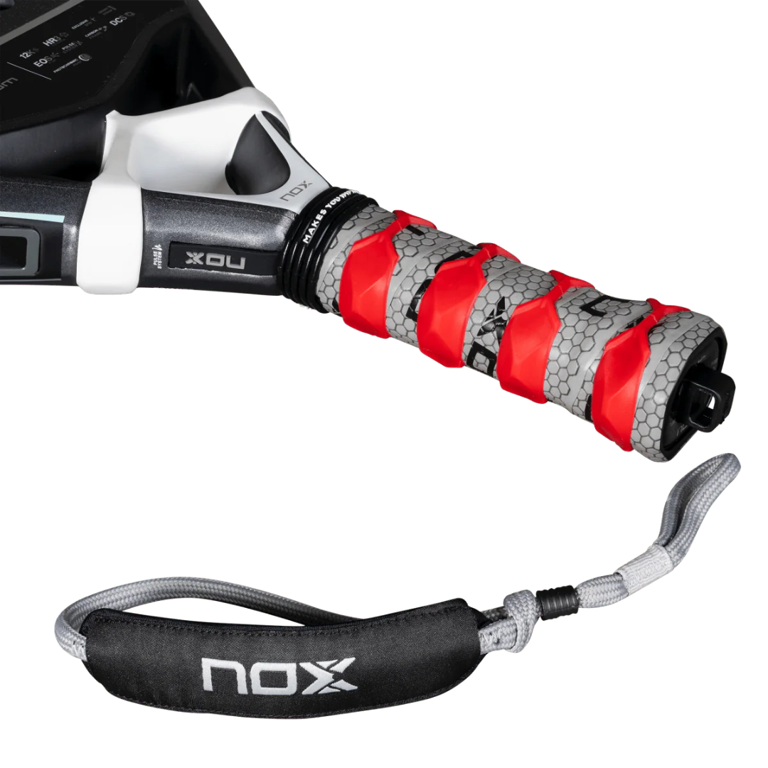 Raquette de padel Nox Quantum 12K Carbone